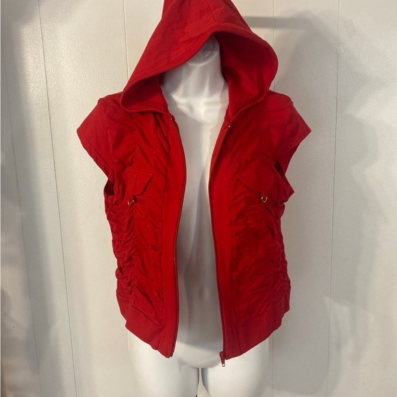 Vintage NYC Women Red Hooded Zipper Top NWT size L - Picture 5 of 10